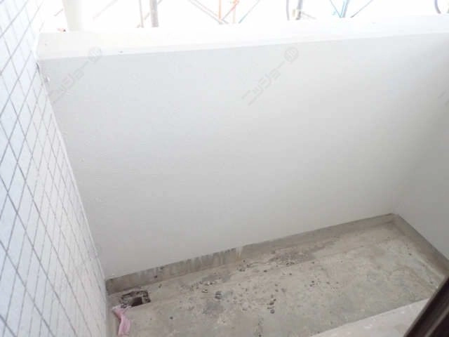 洋室　北　バルコニー